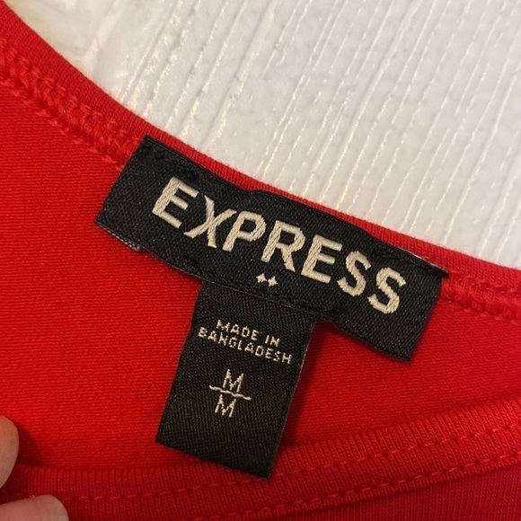 Express womens sleeveless top; size medium - Picture 3 of 5